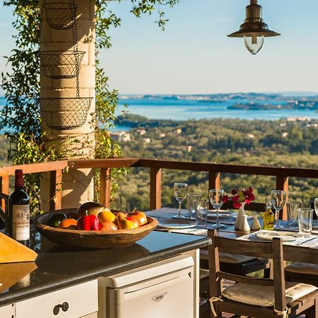 Villa Bournella Ипсос Екстериор снимка