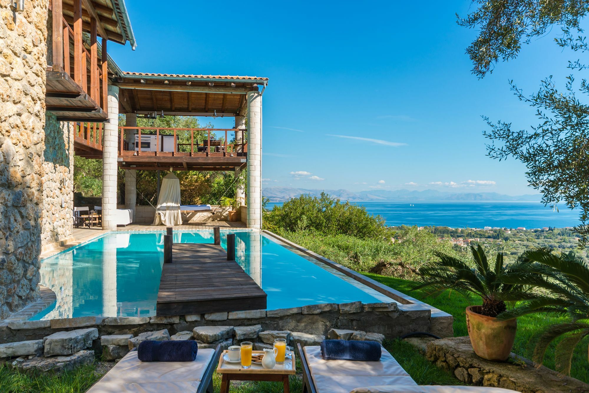 Villa Bournella Ипсос Екстериор снимка